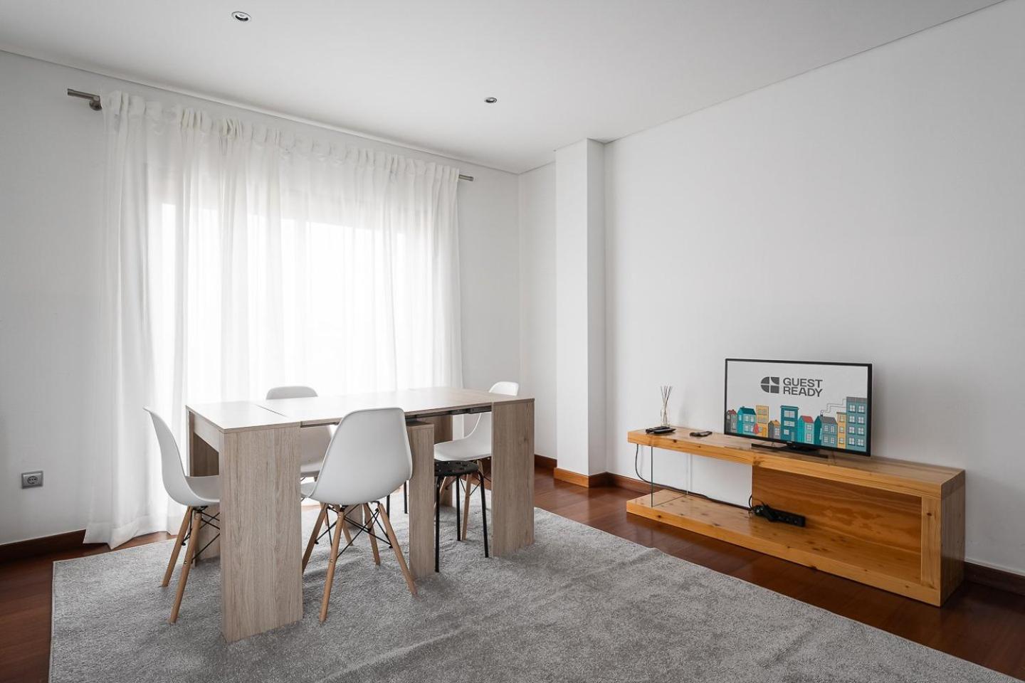Guestready - A Modern Stay In Авиеро Екстериор снимка